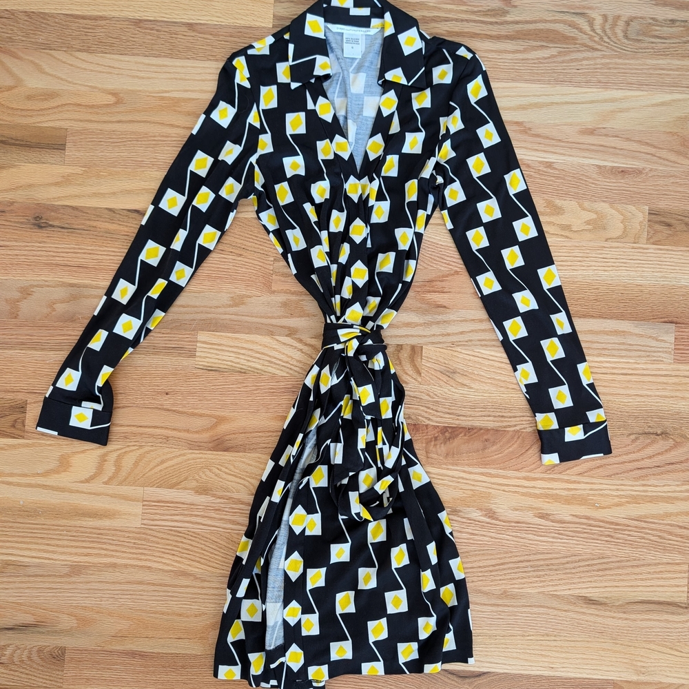 Diane Von Furstenberg Vintage Silk Wrap Dress